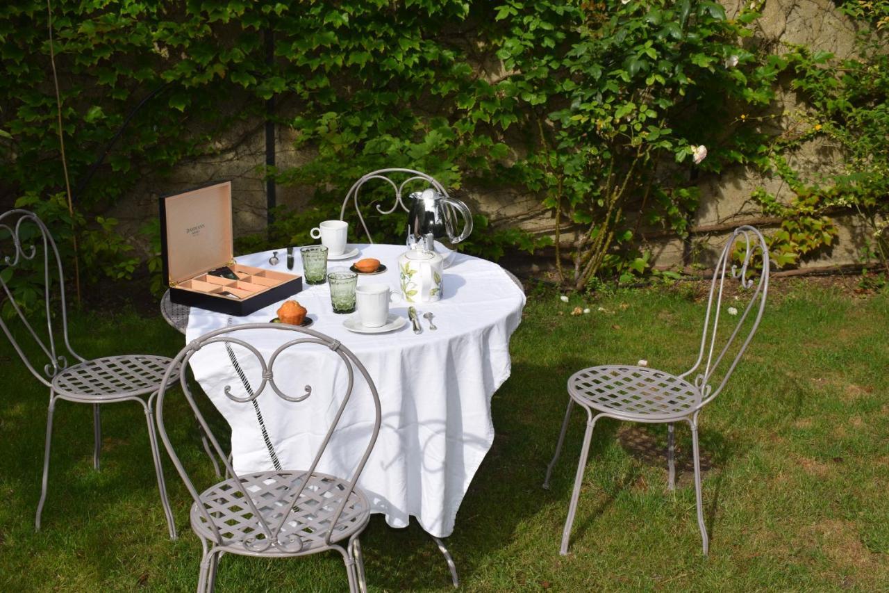 Au N°1 Bed and Breakfast Bourges Buitenkant foto