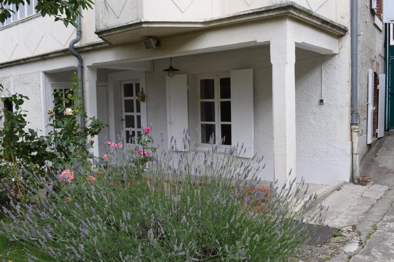 Au N°1 Bed and Breakfast Bourges Buitenkant foto